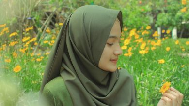 الأقمشة الملائمة لفات الحجاب المناسبة لكل وجه